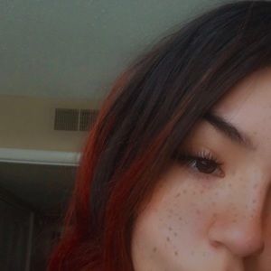 Meet your Posher, Violet